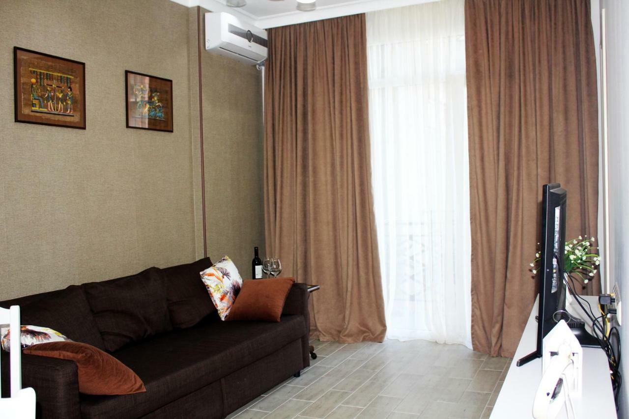 Batumi-Cozy Apartment Экстерьер фото